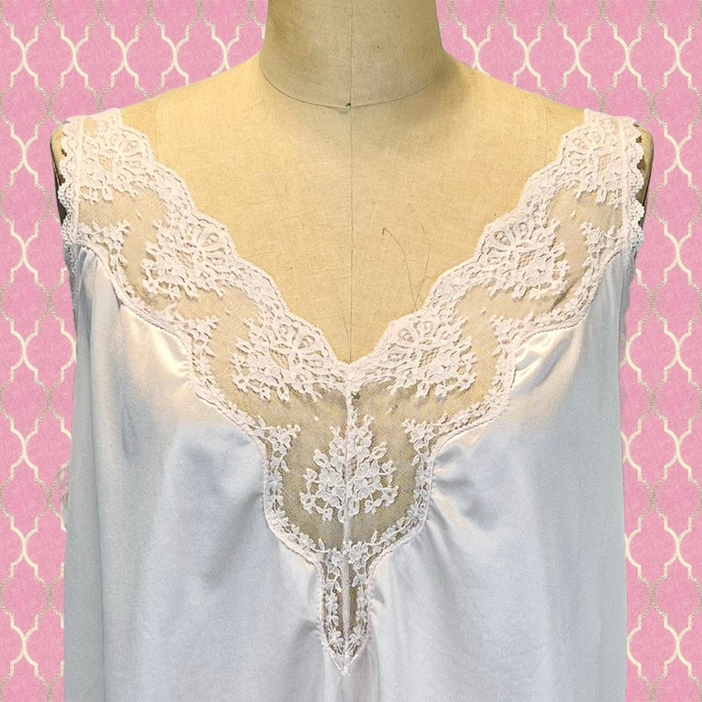 VINTAGE lace camisole cami slip tank top pastel baby pink silky nylon lingerie